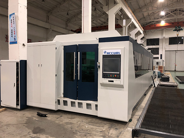 past narx lazerni kesish mashinasi, 1000w simsiz simsiz boshqaruv bilan